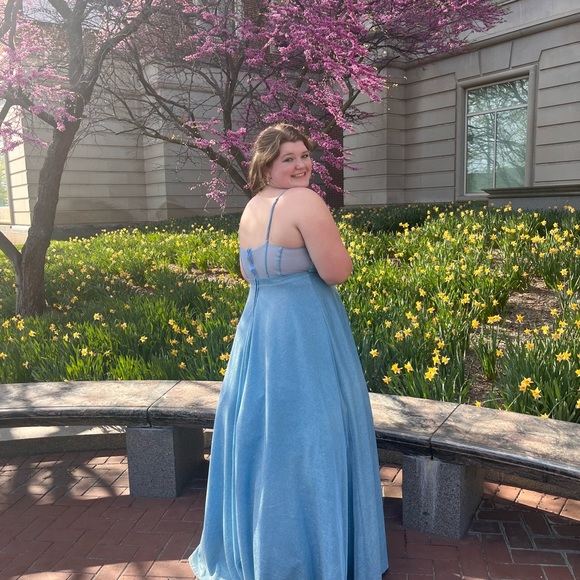 size 17 prom dress - Picture 2 of 3